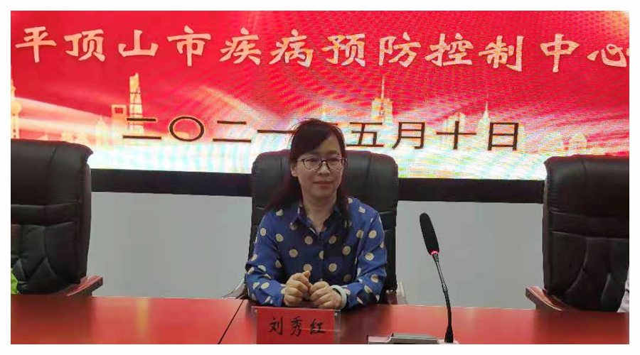 市疾控中心专家来我校作艾滋病防治知识专题讲座