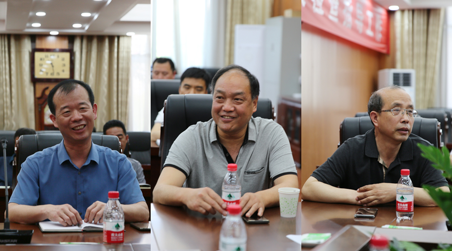 我校召开退休人员欢送会 我校召开退休人员欢送会