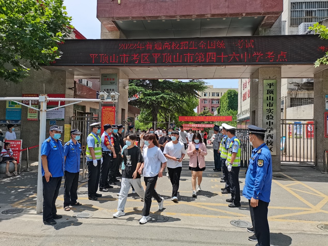 我校2019级毕业生顺利参加2022年高考