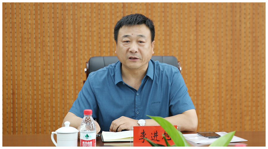 省工信厅一级巡视员吕方一行莅临我校召开领导干部调整工作会议 省工信厅一级巡视员吕方一行莅临我校召开领导干部调整工作会议