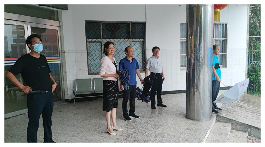 我校全力做好防洪防汛工作