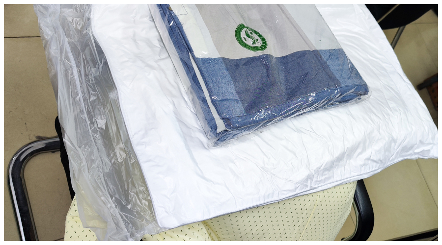 我校实施校园全封闭管理