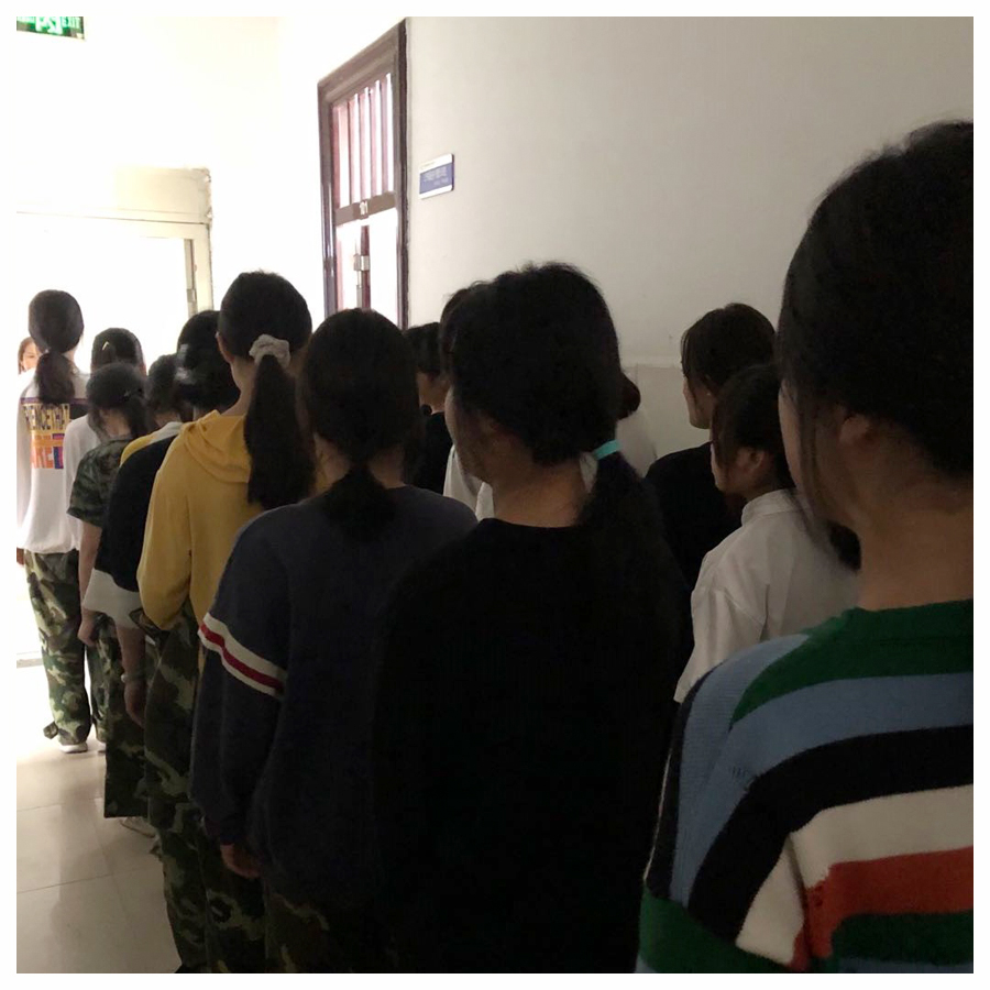 我校对2021级新生进行体检