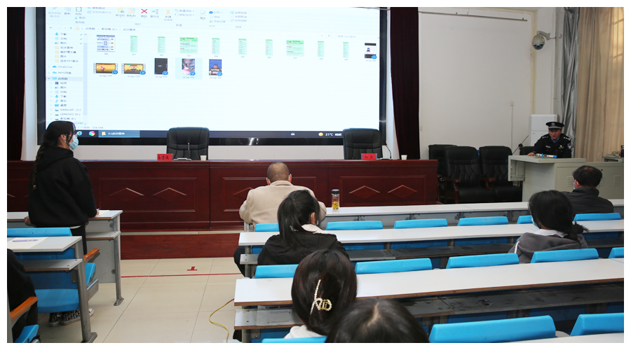 我校举行法制安全教育讲座