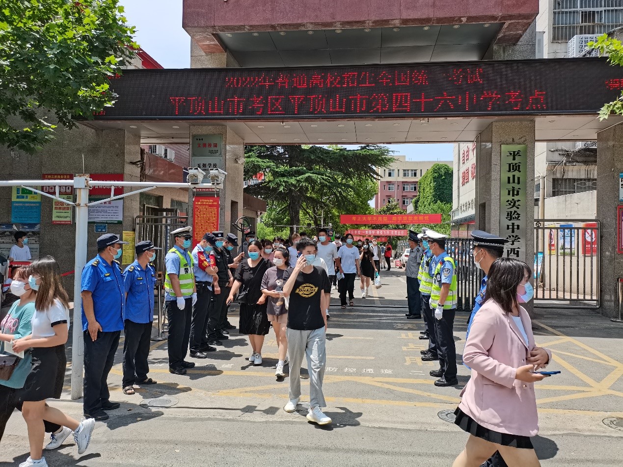 我校2019级毕业生顺利参加2022年高考