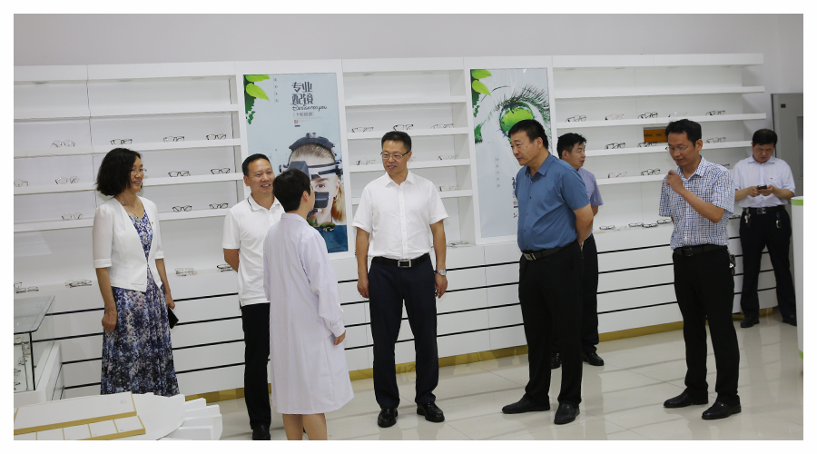 省纪委监委驻省工信厅纪委监察组朱永飞组长一行莅临我校调研指导工作