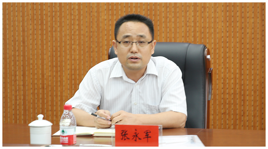 省工信厅一级巡视员吕方一行莅临我校召开领导干部调整工作会议 省工信厅一级巡视员吕方一行莅临我校召开领导干部调整工作会议