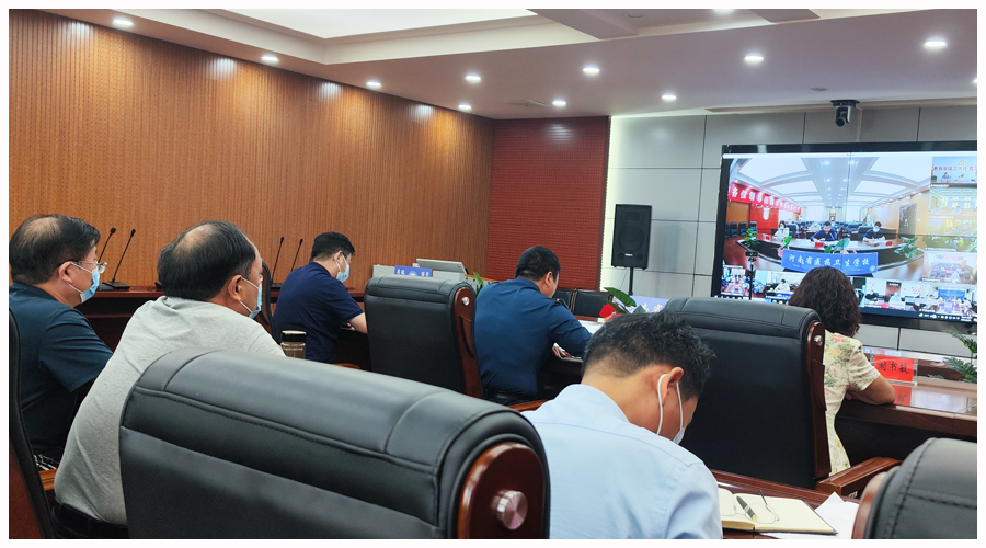 我校召开校园安全工作会议