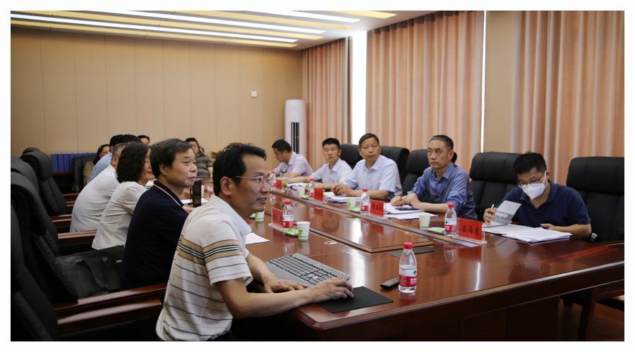 河南省中等职业学校标准化建设工程验收专家组莅临我校检查验收 河南省中等职业学校标准化建设工程验收专家组莅临我校检查验收